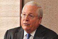 成熟した日本の生保市場でも成長余地はまだある--メットライフＣＥＯ　Ｃ・ロバート・ヘンリクソン