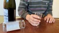 定年後アルコール依存症に陥りやすい人の特徴 ｢暇だから｣｢何となく｣という飲酒が危険
