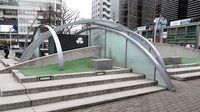 なぜ日本の駅前広場は｢噴水だらけ｣なのか