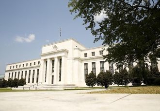米FOMCが現状維持､年内1回の利上げ強く示唆