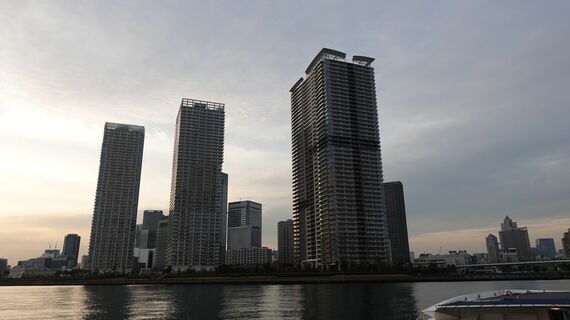 タワマン三兄弟
