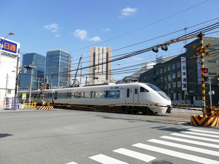 地下化で廃止される「西梅田一番踏切」