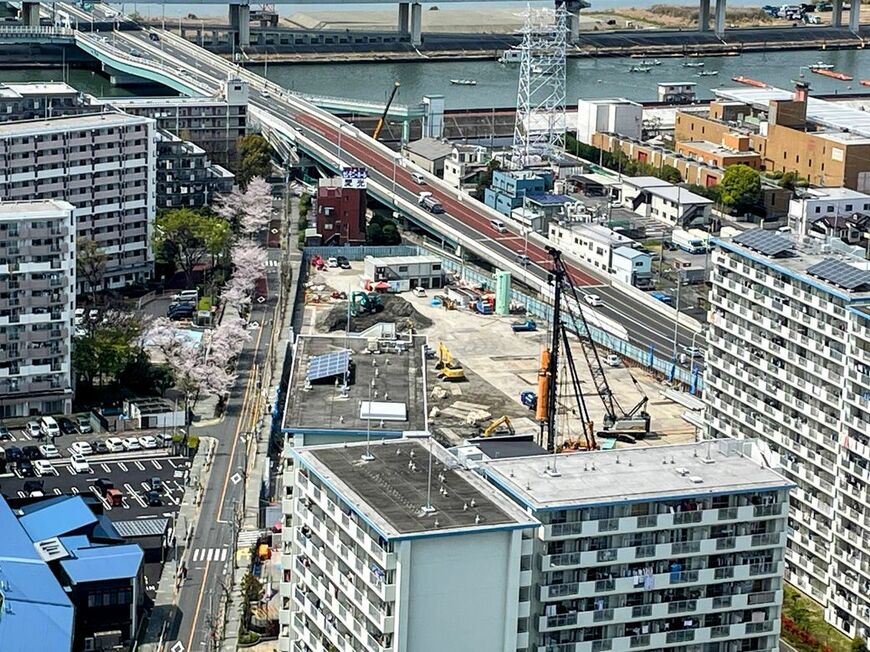 この空き地にはホームセンターのコーナンがオープン予定（筆者撮影）