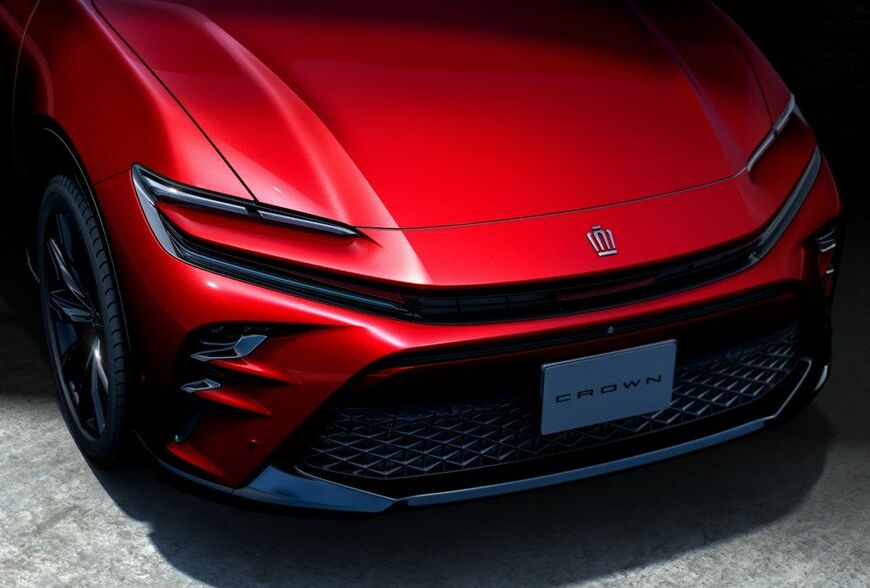 トヨタ「クラウン（スポーツ）」（写真：トヨタ自動車）