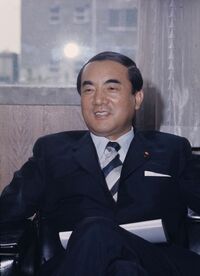 ｢薄毛｣に効く髪型の2つの鉄則 "バーコード"と"坊主"以外にも道はある