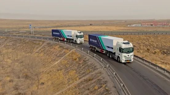 ディディは独自開発の自動運転技術を活用し、幹線物流向け大型トラックの定期運行サービスにも参入している（写真はKargoBotのウェブサイトより）