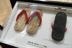 かつては室内履きに履き替えて観覧してた