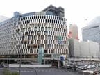 建設途中の大阪梅田ツインタワーズ・サウス。