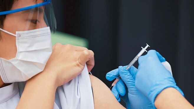 ワクチン｢職域接種｣大号砲に戸惑う企業の事情