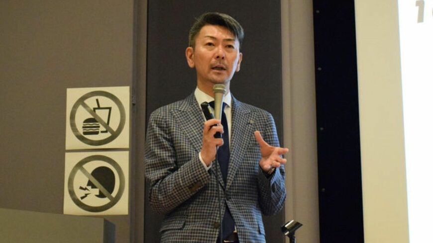不登校の子どもを持つ親が「まずは親が大丈夫」と思えるようになるためのコツをご紹介しますこの記事の画像を見る(◯枚)