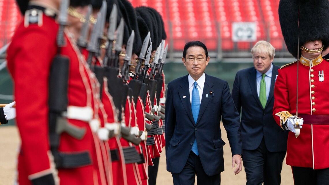 岸田首相が「資産倍増計画」を最初に打ち出したのはロンドン訪問中の5月5日だった（写真:Bloomberg）