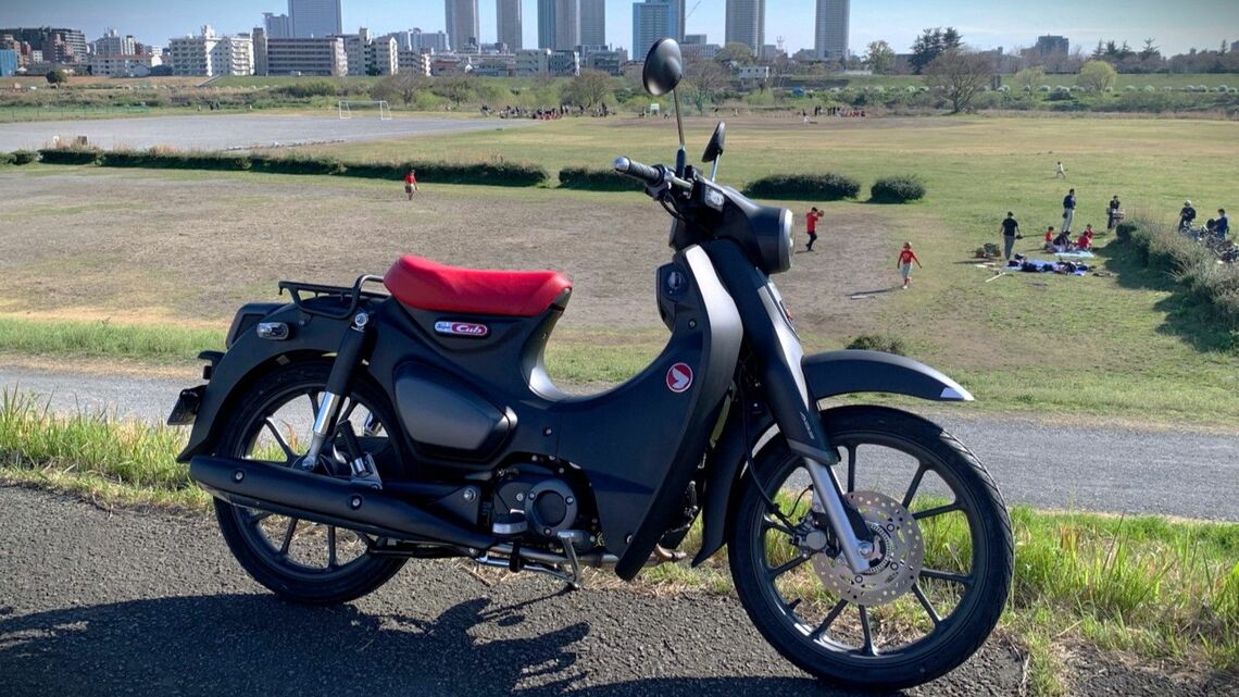 筆者が購入したスーパーカブ C125。納車直後の1枚（筆者撮影）