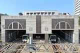 中百舌鳥側のいぶきの大橋から見た現在の和泉中央駅（記者撮影）