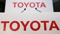 トヨタ､販売台数が不調でも最高益のワケ 理由は円安効果だけではない