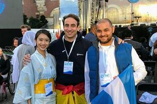 2018年オランダで開催された「青年版ダボス会議」に参加する平原さん。One Young Worldと呼ばれ、次世代リーダーが集まる