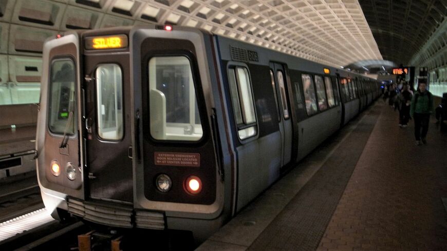 アメリカの首都ワシントンDCの地下鉄。写真はアルストムが製造した従来車の「6000系」（記者撮影）