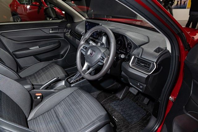 ホンダの新型SUV「WR-V」（写真：三木宏章）