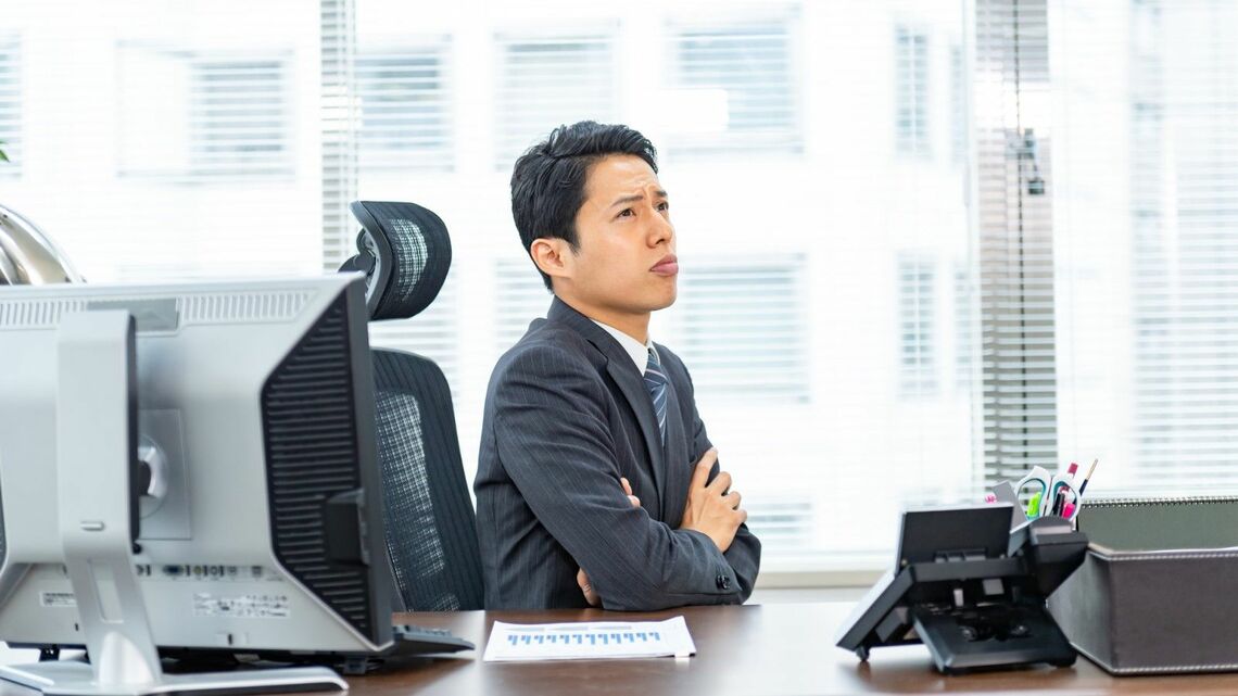 部下が優秀だとありがたいものですが、部下のほうが自分よりも優秀というケースもあるようです（写真：ふじよ／PIXTA）