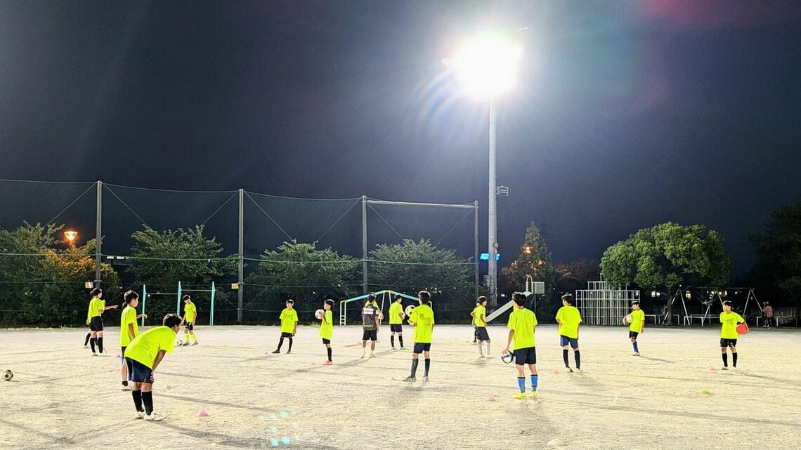 神奈川県にある伊勢原FCフォレストは、子どもを一切叱らず「自分で考えて行動する子どもを育てること」を目指しています（筆者撮影）