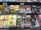 「特用ウインナー」は平日昼下がりでも商品が減っていた