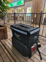 芦屋駅前のベンチ