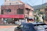 バス停前