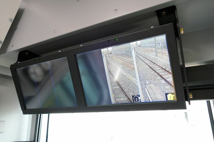 運転台上のモニター