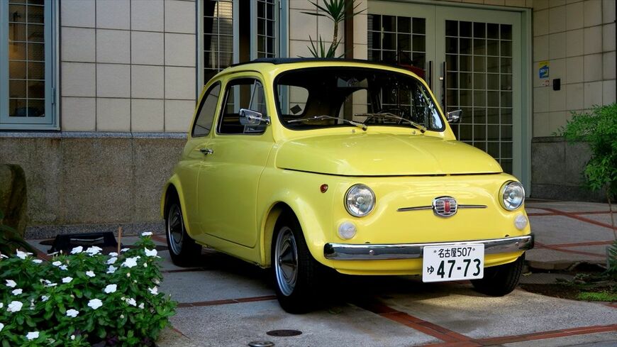 チンクエチェント博物館のプロデュースによるフィアット「500ev」（筆者撮影）