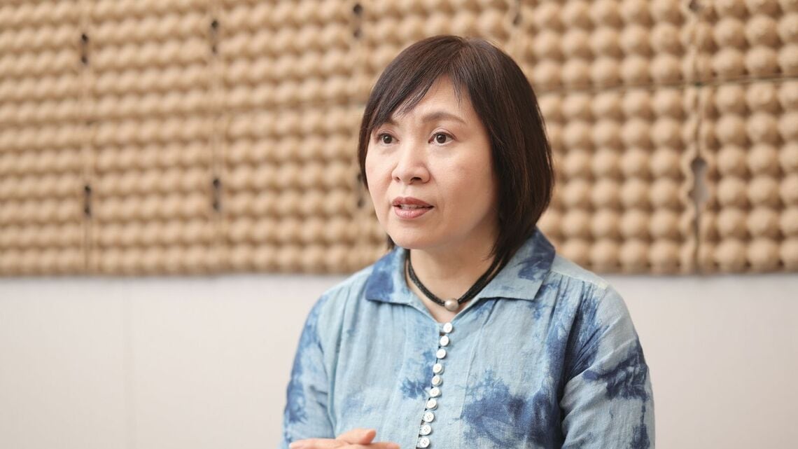 志村季世恵●バースセラピスト/一般社団法人「ダイアローグ・ジャパン・ソサエティ」代表理事。 1962年生まれ。心にトラブルを抱える人、末期がんを患う人らに寄り添い、約30年で延べ4万人以上をカウンセリング。人の誕生やターミナルケアに携わる。著書に「エールは消えない」いのちをめぐる5つの物語(婦人之友社)『いのちのバトン』『さよならの先』(共に講談社文庫)、共著に『親と子が育てられるとき』(内田也哉子/岩波書店)など(撮影:尾形文繁)