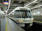 近鉄「さくらライナー」。リニューアル前の姿