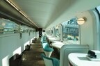 「しまかぜ」カフェ車の車内