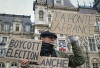 フランス人が大統領選前に｢焦り始めた｣ワケ フェイスブックには悲鳴のような投稿が…