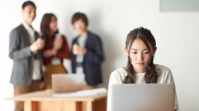 いつまで経ってもなぜか会社になじめない…｢キャリア採用｣の社員が今すぐ済ますべき転職先での《通過儀礼》