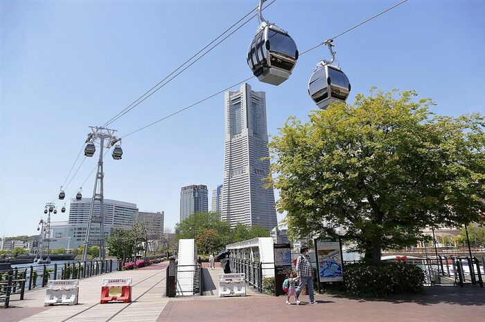 支柱の基礎は汽車道からの目線より低い