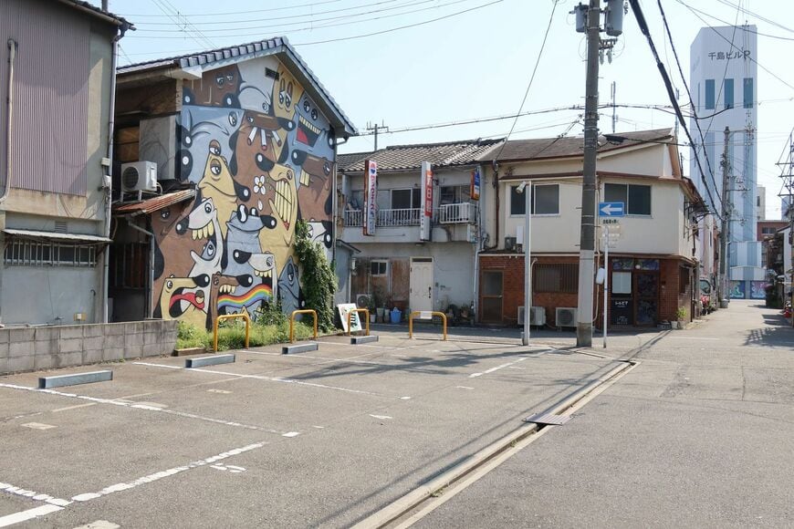 アートの街風景
