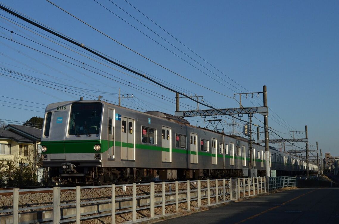 地下鉄千代田線で活躍した6000系。7000系は
