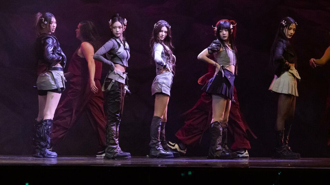 デビューするやいなや、一気にスターダムを駆け上がったNewJeans（写真：Bloomberg）