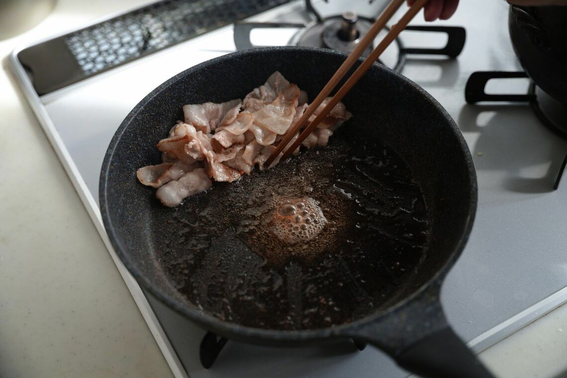 火が通った豚肉