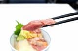 海鮮丼のマグロ（写真：筆者撮影）