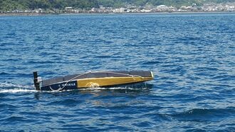 小型無人ボート