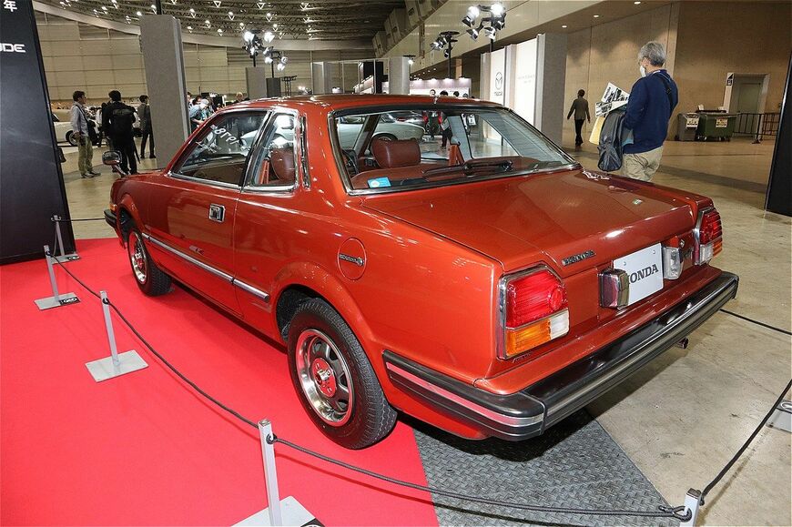 ホンダの初代「プレリュード」（筆者撮影）