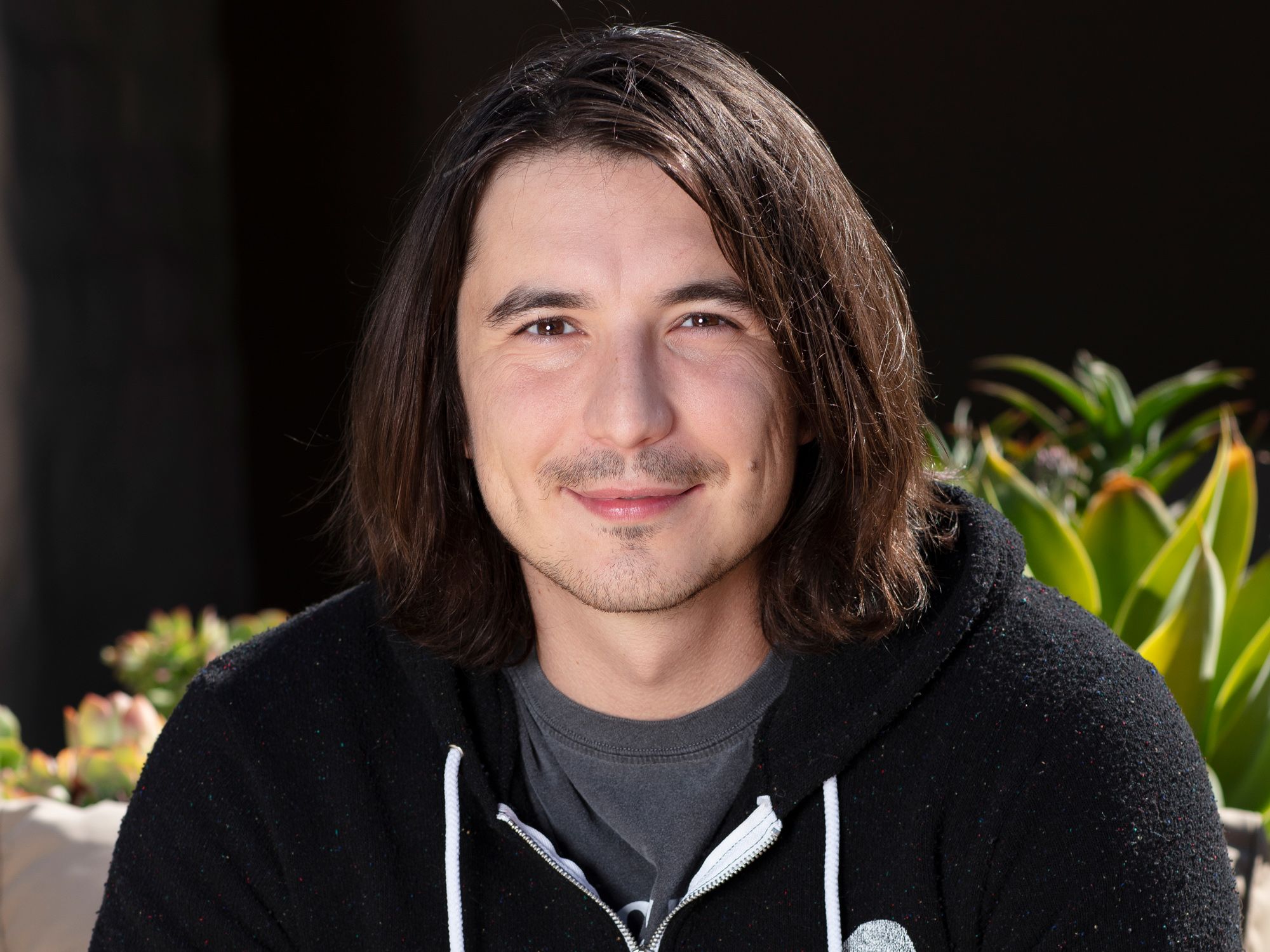 ロビンフッドを創業した2人組､上場でビリオネアの仲間入り｜会社四季報オンライン