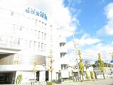 美須賀病院のある今治市は人口15万人。病院は市中心部にあり、今治城に隣接する（写真：筆者撮影）
