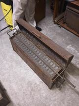 三宝屋が作った「回機」。「父親（繁治さん）が小さいころからあったとのことなので、75年以上の前のものになります」（写真：加島の玉子焼提供）