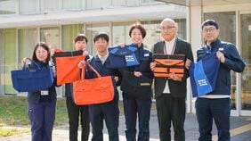 JR西日本｢鉄道の制服｣をPCバッグに再生する狙い　障がい者雇用の子会社､｢廃棄品の生地｣使い手作り