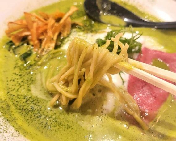 MENSHO SAN FRANCISCO A5和牛のせ抹茶鶏白湯らぁ麺