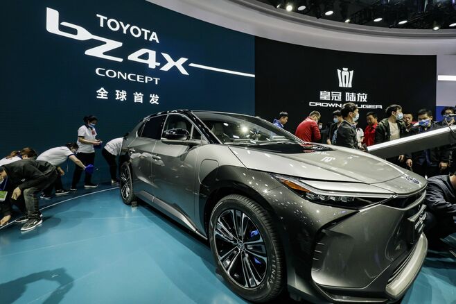 トヨタが2030年の電動車世界販売800万台と予想