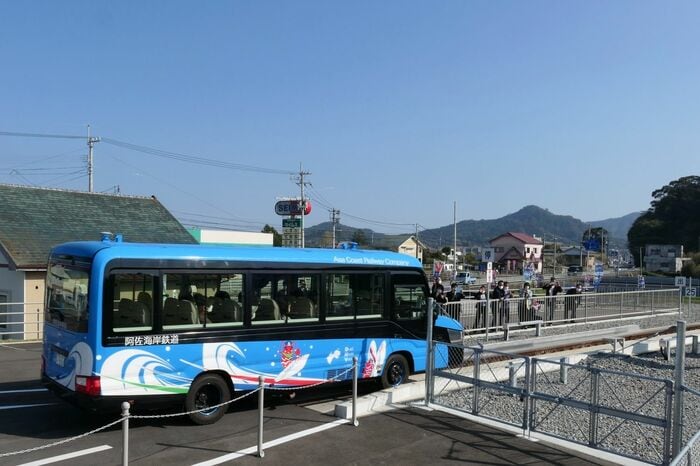 阿波海南駅、甲浦駅ともにモードチェンジ場所の