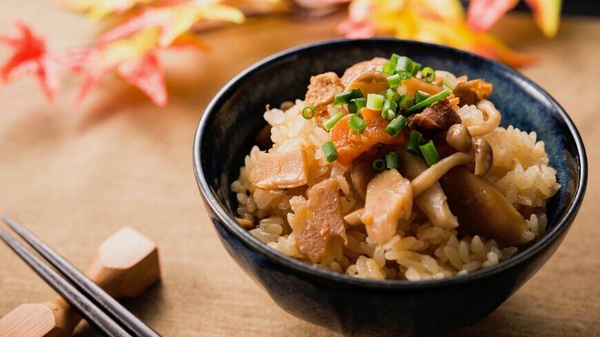 秋の味覚「キノコ」は最高の「腸活食材」。腸の調子を整えてくれる「キノコ」の食べ方4つを紹介します（写真：kuro3／PIXTA）