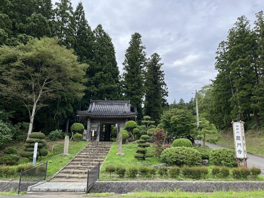 映画『砂の器』のロケ地となった「龍門寺」（筆者撮影）